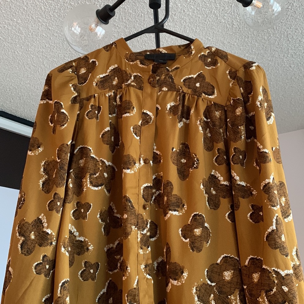 Floral Blouse - Picture 2 of 4